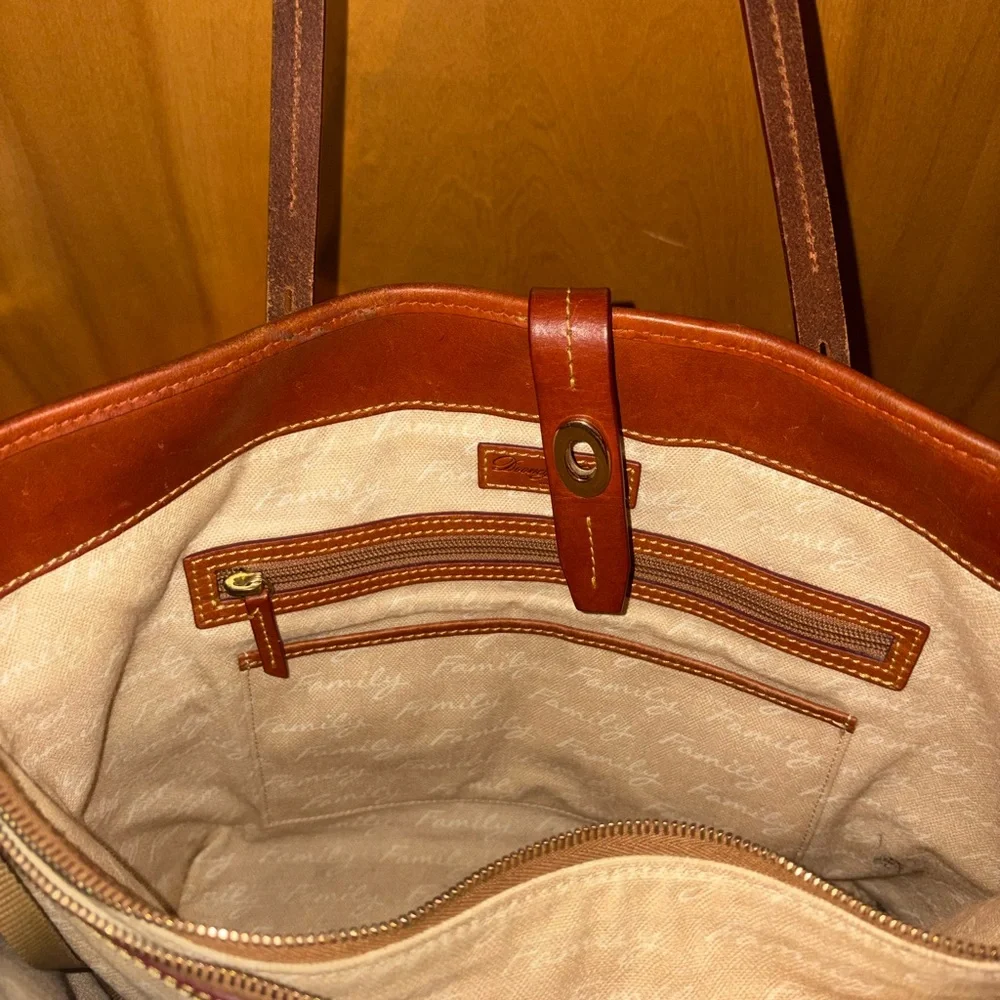 Dooney and Bourke Dover Duck Dynasty Tote - Picture 9 of 9